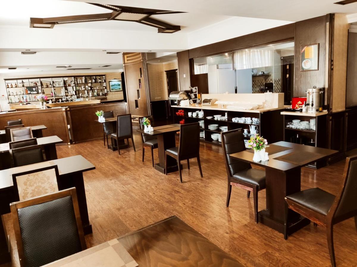 Smith'S Boutique Hotel Баку Екстериор снимка