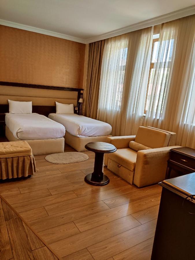 Smith'S Boutique Hotel Баку Екстериор снимка