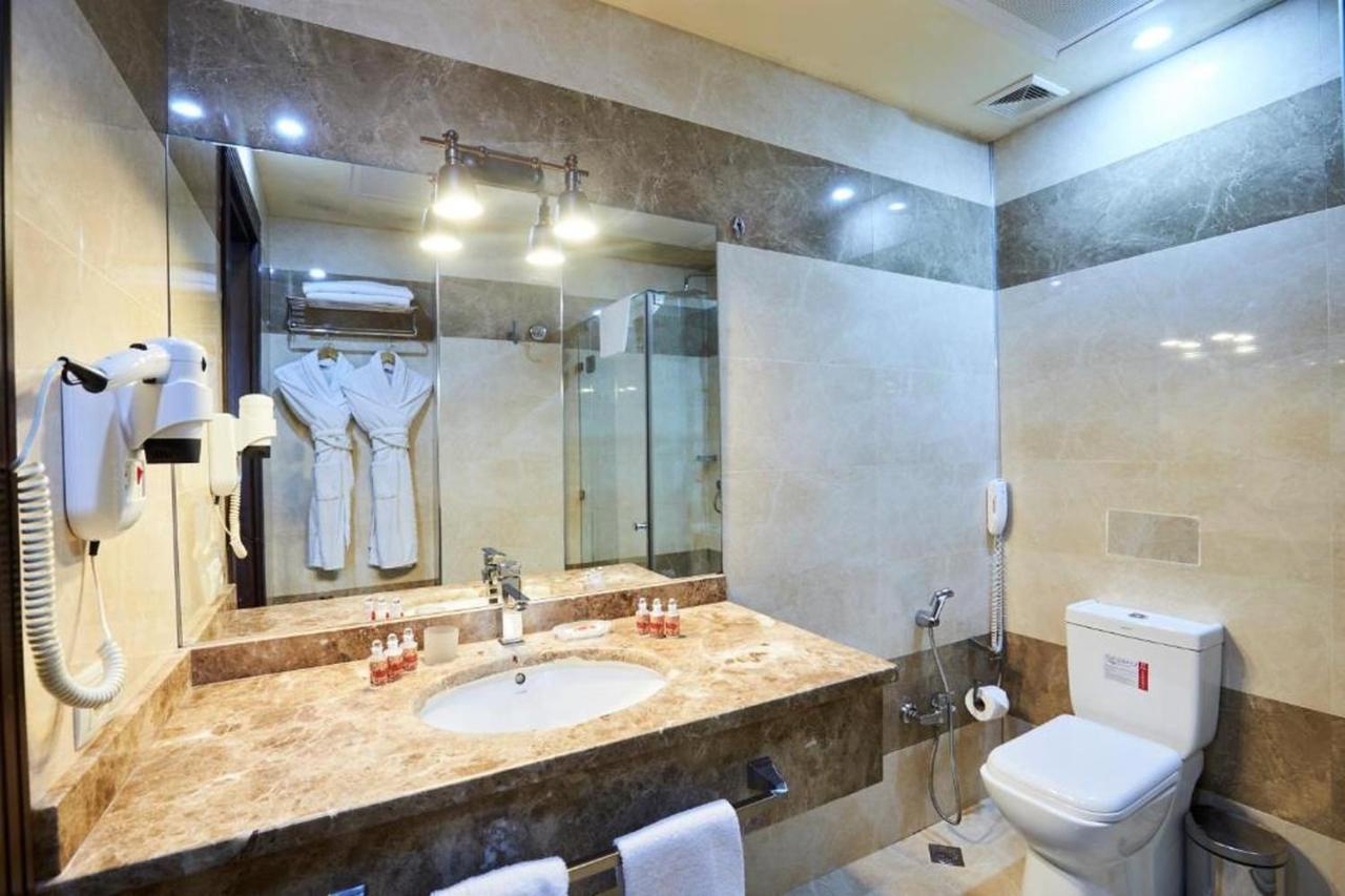 Smith'S Boutique Hotel Баку Екстериор снимка